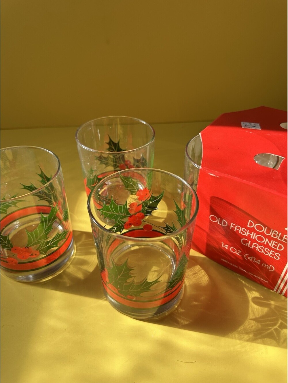 Vintage Libbey Christmas Glasses Holly Berries Double Old-Fashioned Set of 4 NEW - Picture 2 of 3